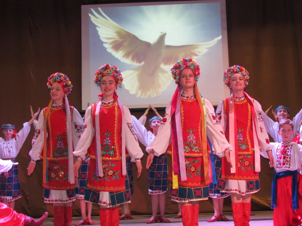 Народний аматорський ансамбль народного танцю «Веселка»