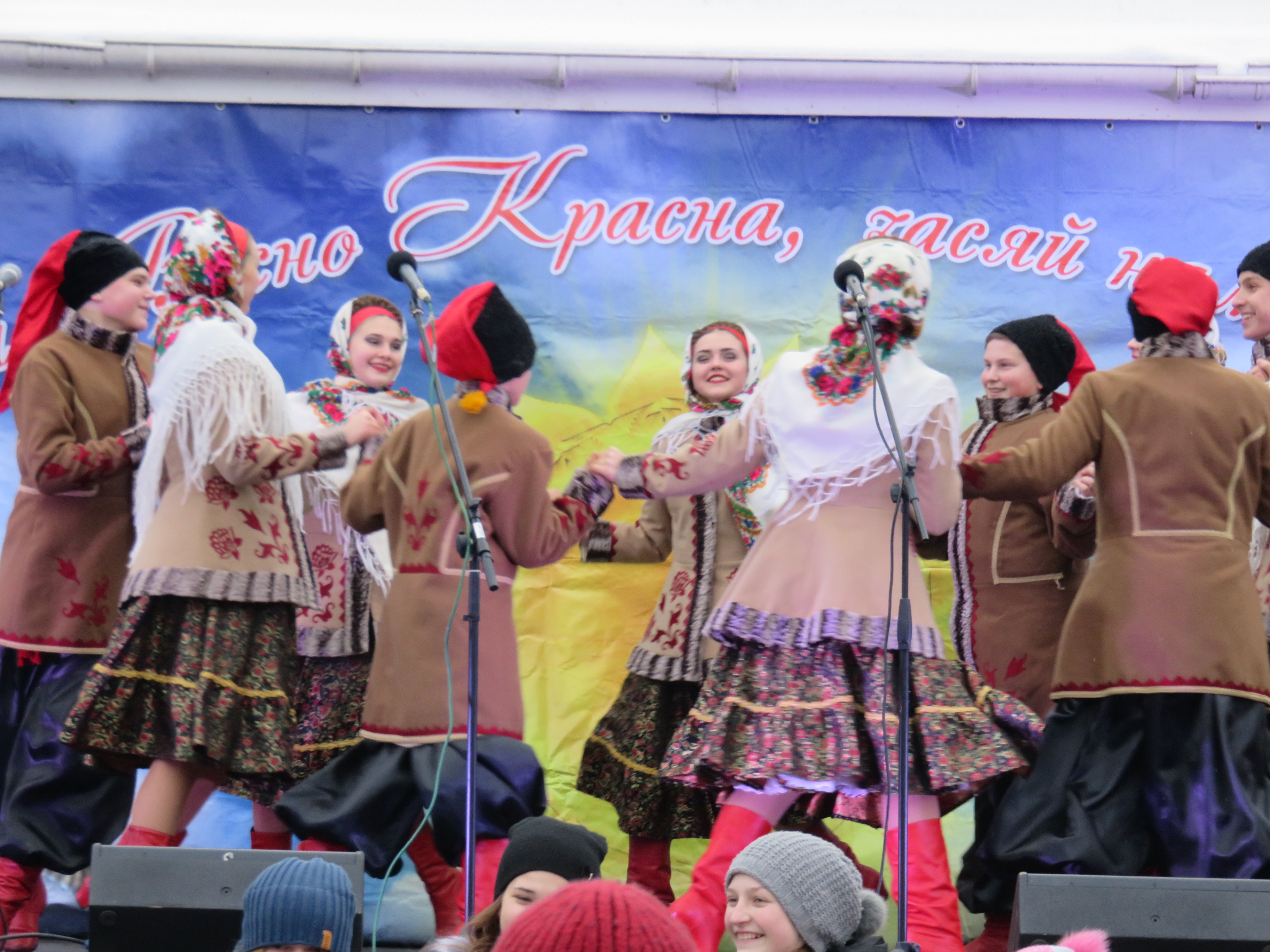 Хмельничани весело та яскраво зустріли весну