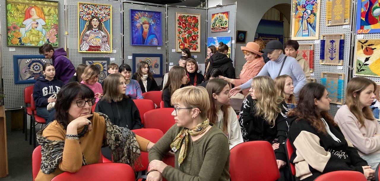 Національний спадок, інтегрований у сучасність, представлено в МІМХ  